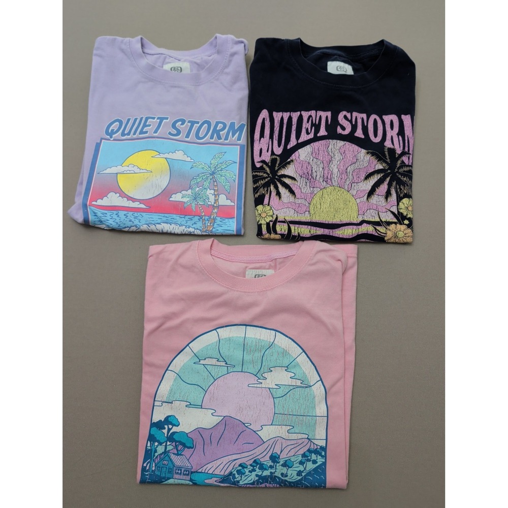 Quiet Storm Lot of 3 Sz S Oversized Graphic Print Crew Neck T-Shirts Ocean City